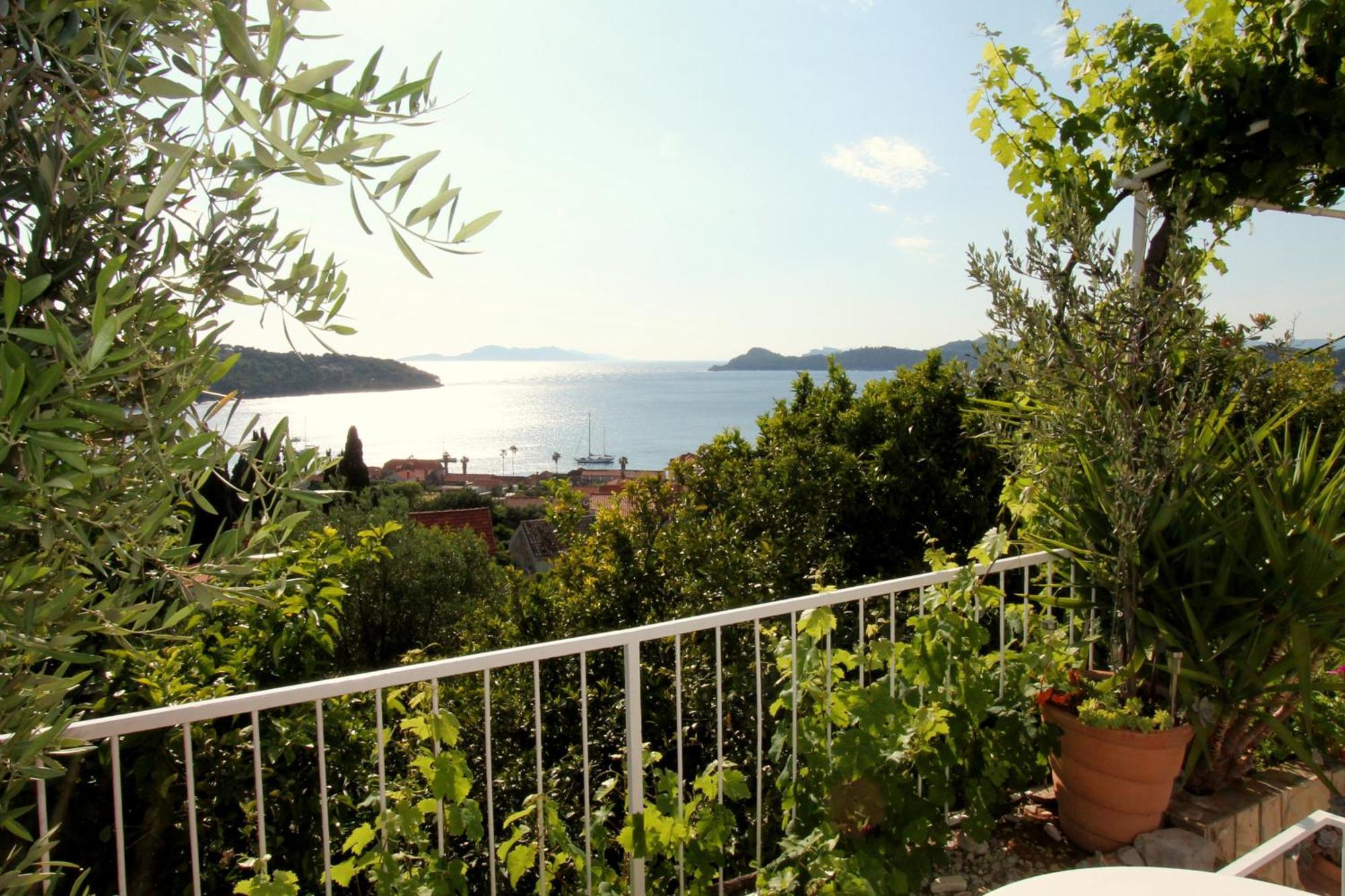 Apartments Cervelin Lopud Exterior foto